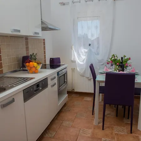 Apartament Fila *