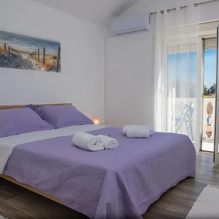 Apartament Fila *