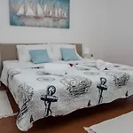 Fila Apartment *
